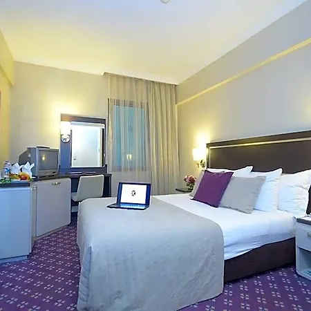 Hotel Kaya Prestige 4*