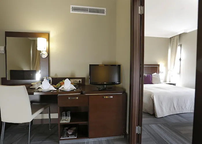 Kaya Prestige Hotel 4*